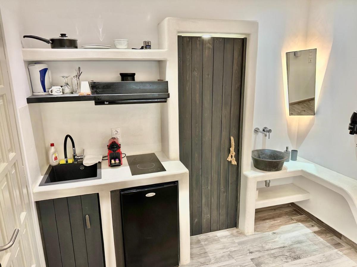 Blue Heart Luxury Suites Naxos City Экстерьер фото